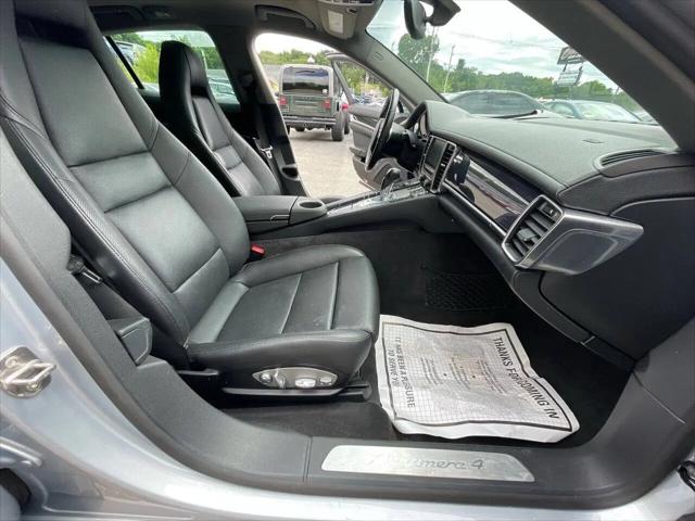 2014 Porsche Panamera 4