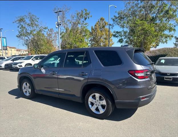 2023 Honda Pilot AWD LX
