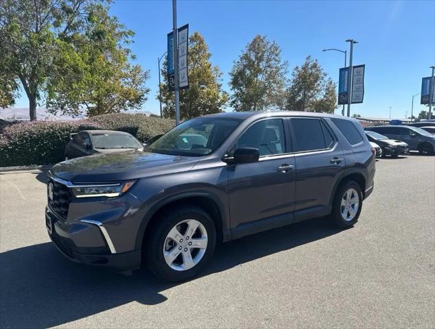 2023 Honda Pilot AWD LX