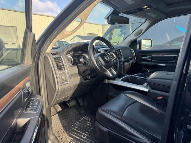 2017 RAM 2500 Laramie Crew Cab 4x4 64 Box 2017 RAM 2500 Laramie Crew Cab 4x4 64 Box