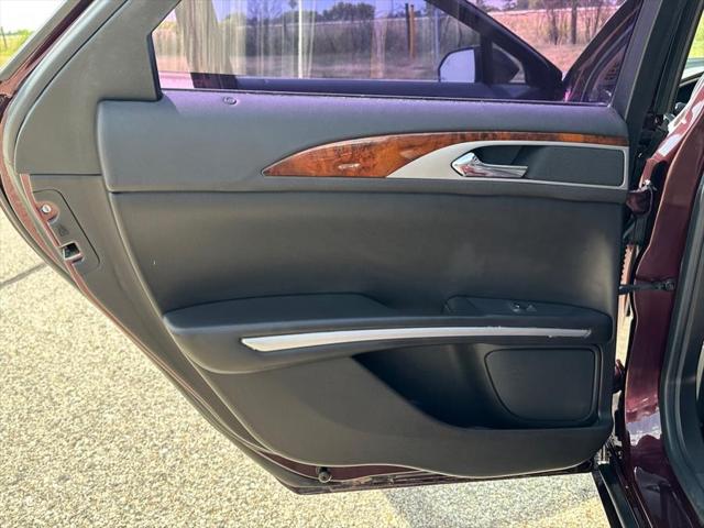2013 Lincoln MKZ 4dr Sdn FWD