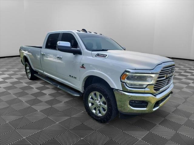 2020 RAM 3500 Laramie Crew Cab 4x4 8 Box