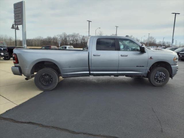 2024 RAM Ram 3500 RAM 3500 LARAMIE CREW CAB 4X4 8 BOX