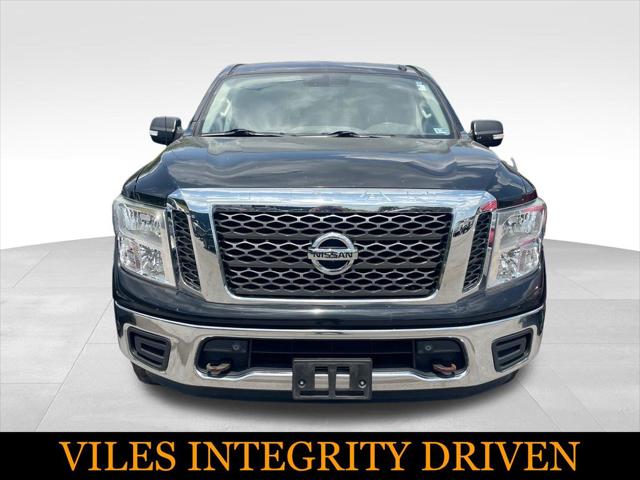 2018 Nissan Titan SV