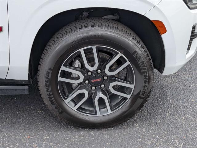 2023 GMC Yukon 4WD AT4