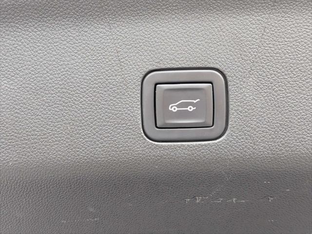 2023 GMC Yukon 4WD AT4