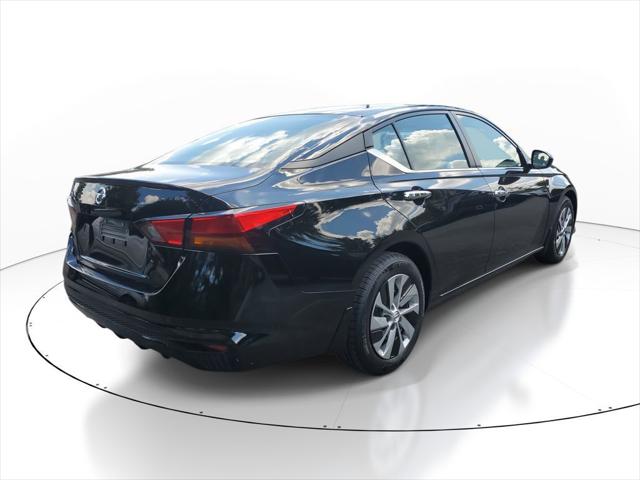 2022 Nissan Altima S FWD