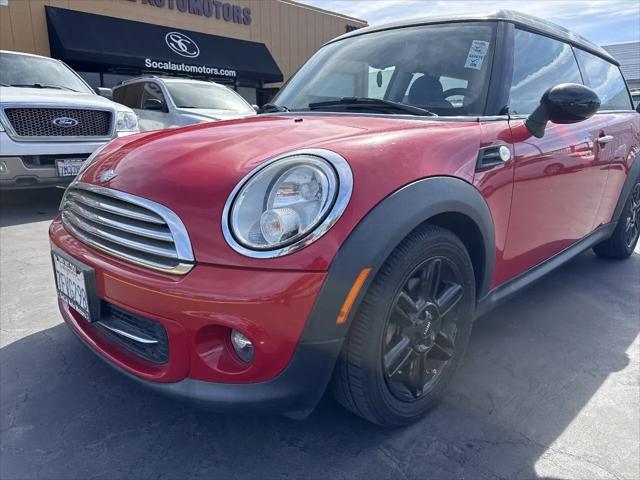 2014 MINI Cooper Clubman Cooper