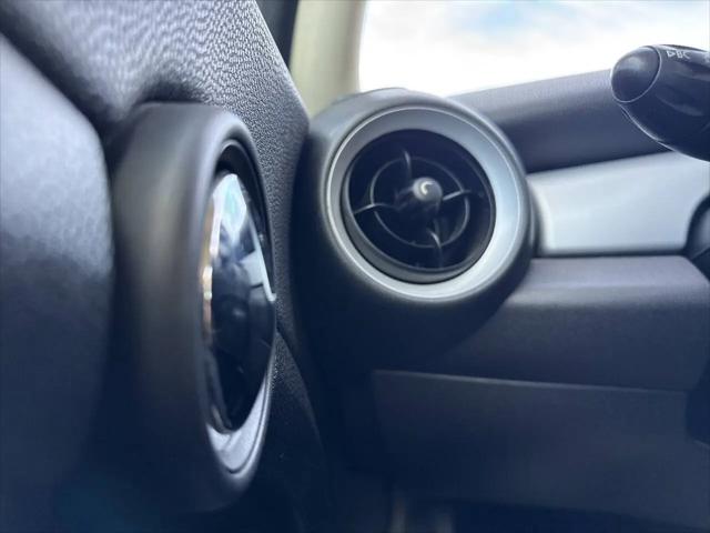 2014 MINI Cooper Clubman Cooper