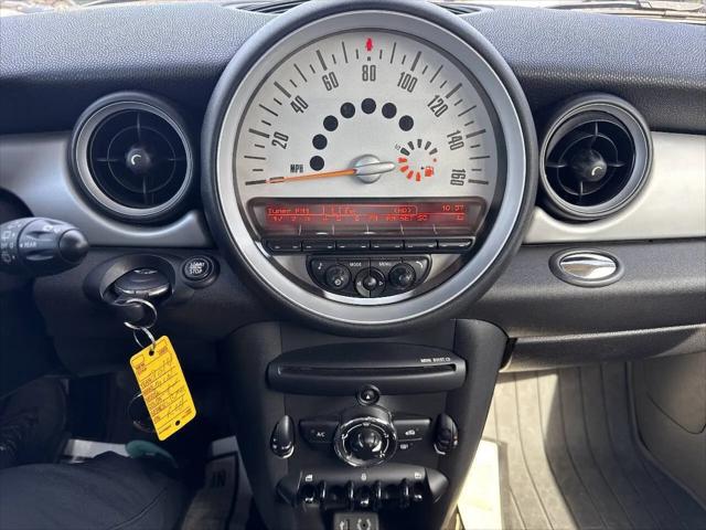 2014 MINI Cooper Clubman Cooper