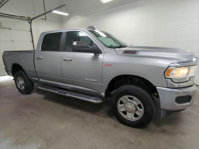 2022 RAM 2500 Big Horn Crew Cab 4x4 64 Box 2022 RAM 2500 Big Horn Crew Cab 4x4 64 Box