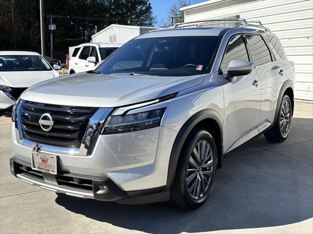 2023 Nissan Pathfinder SL FWD