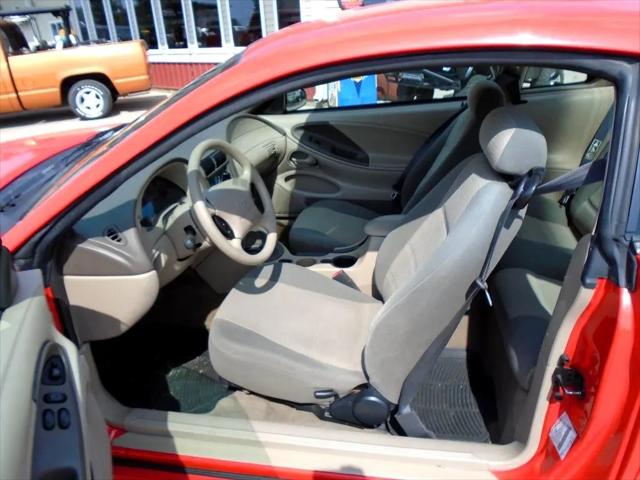 2001 Ford Mustang Deluxe