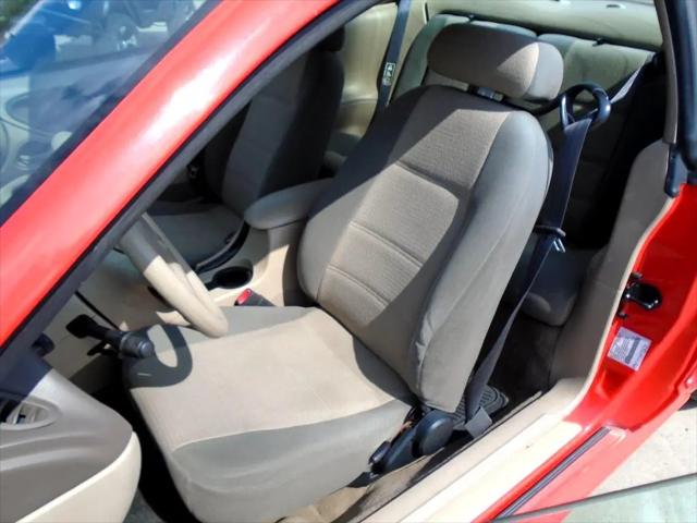 2001 Ford Mustang Deluxe