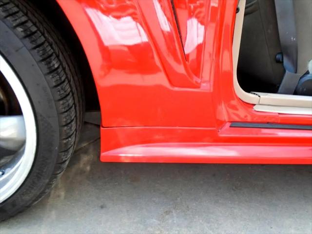 2001 Ford Mustang Deluxe