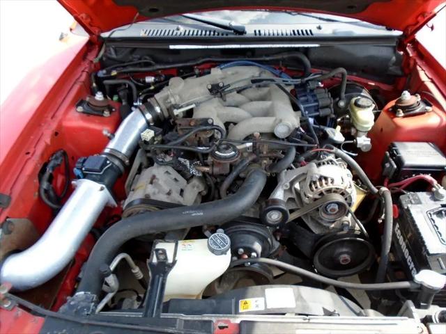 2001 Ford Mustang Deluxe