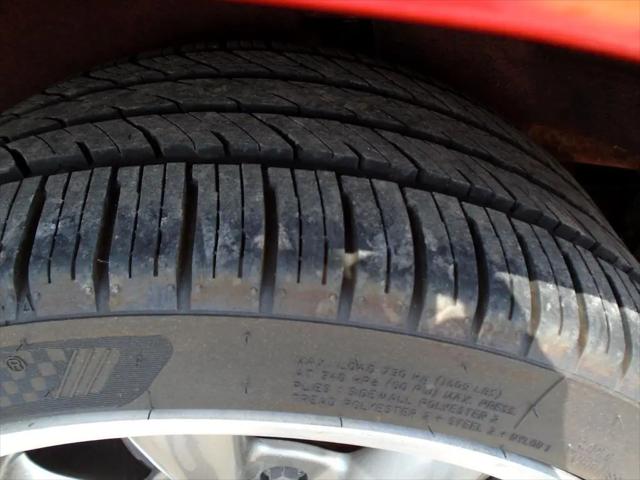 2001 Ford Mustang Deluxe