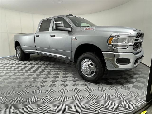 2024 RAM Ram 3500 RAM 3500 TRADESMAN CREW CAB 4X4 8 BOX