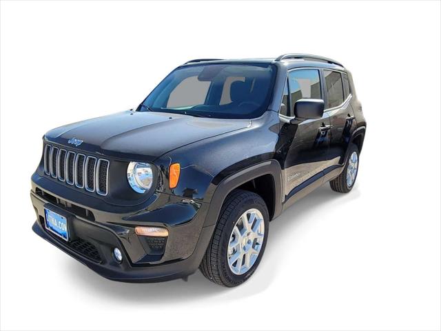 2023 Jeep Renegade RENEGADE LATITUDE 4X4