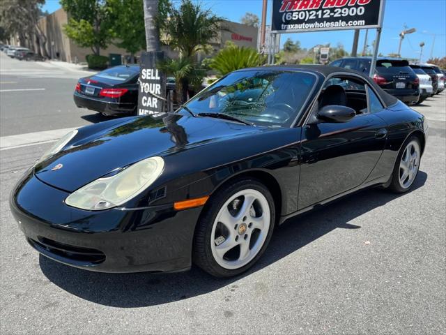 2001 Porsche 911 Carrera 4