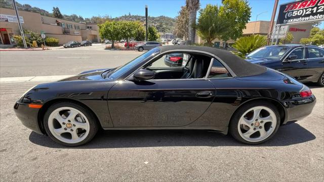 2001 Porsche 911 Carrera 4