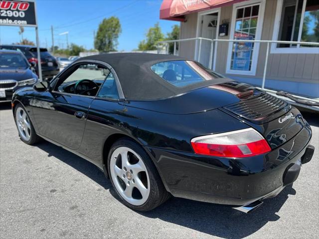 2001 Porsche 911 Carrera 4