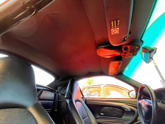 2001 Porsche 911 Carrera 4