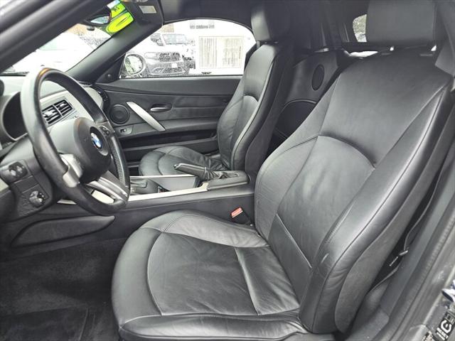 2005 BMW Z4 2.5i