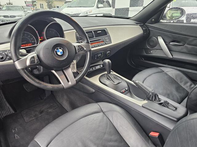 2005 BMW Z4 2.5i
