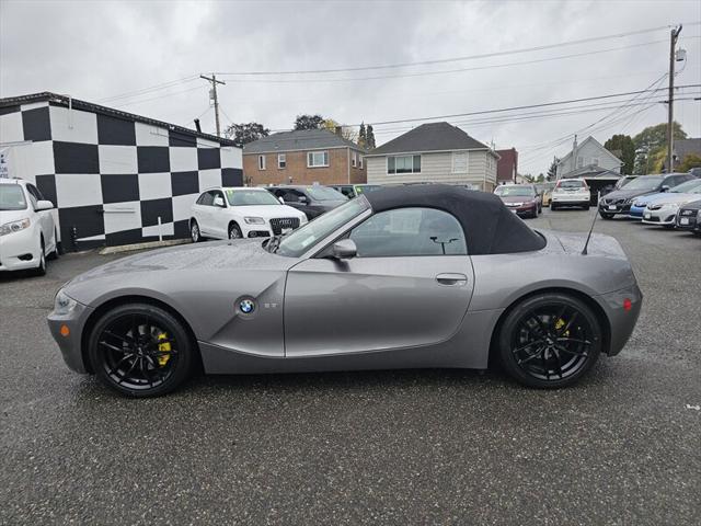 2005 BMW Z4 2.5i