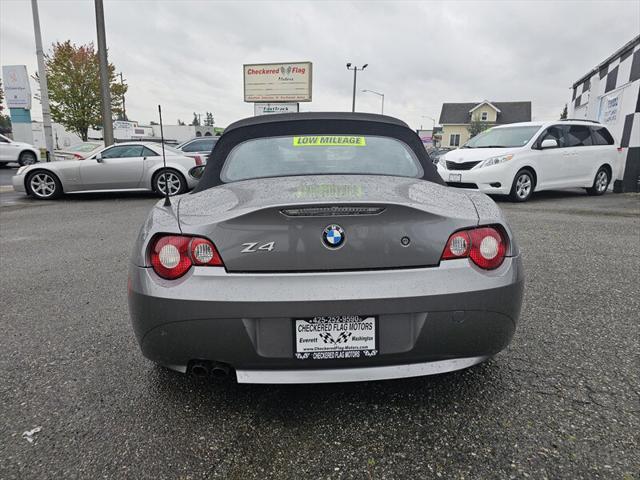 2005 BMW Z4 2.5i