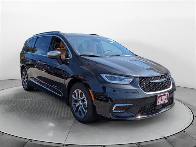 2023 Chrysler Pacifica Hybrid PACIFICA PLUG-IN HYBRID PINNACLE