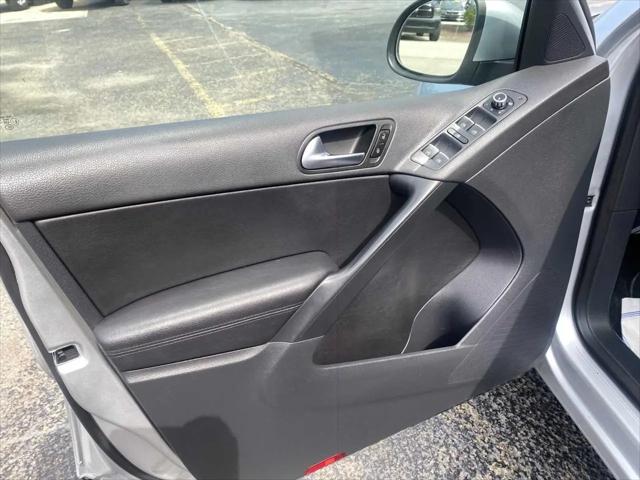 2012 Volkswagen Tiguan SE