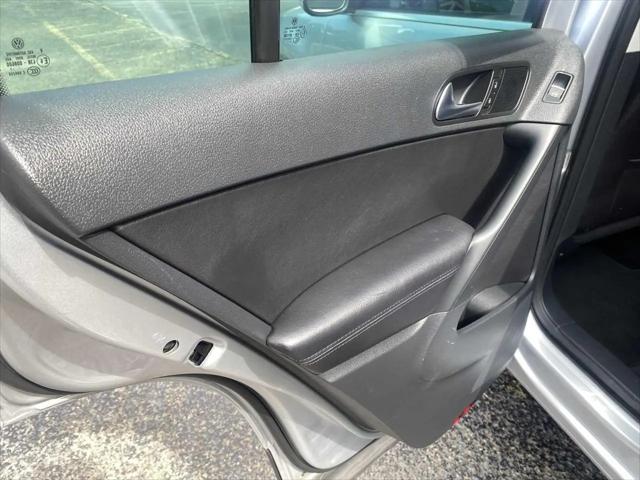 2012 Volkswagen Tiguan SE