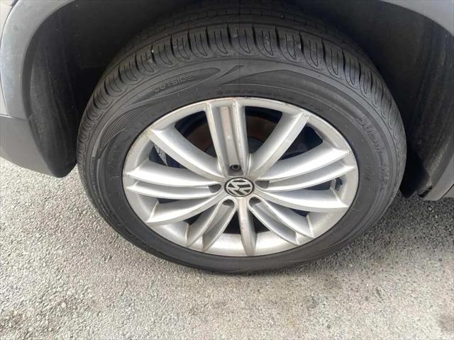 2012 Volkswagen Tiguan SE
