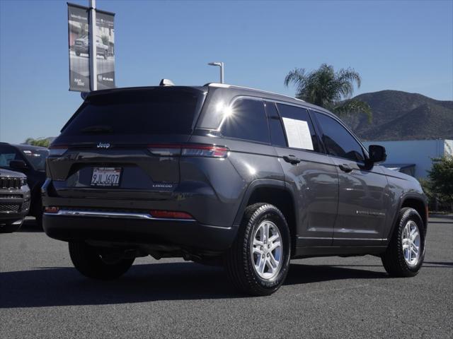 2022 Jeep Grand Cherokee Laredo 4x2