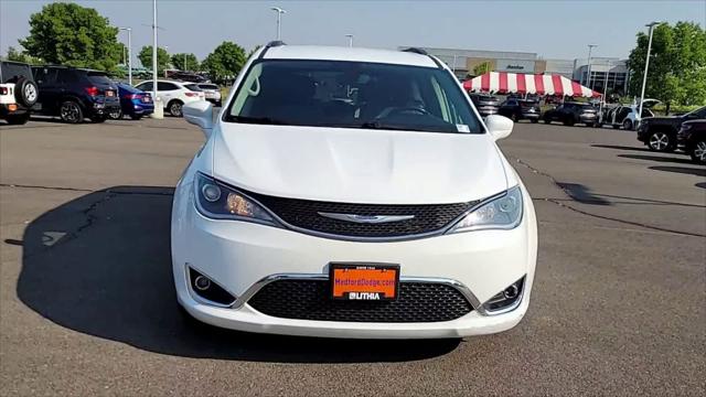 2020 Chrysler Pacifica Touring L