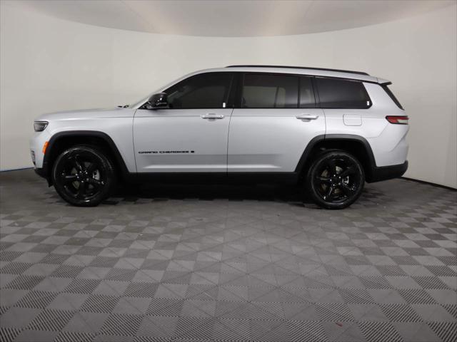 2023 Jeep Grand Cherokee GRAND CHEROKEE L LIMITED 4X2