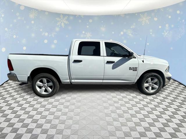 2023 RAM Ram 1500 Classic RAM 1500 CLASSIC TRADESMAN CREW CAB 4X4 57 BOX