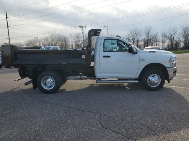 2024 RAM Ram 3500 Chassis Cab RAM 3500 TRADESMAN CHASSIS REGULAR CAB 4X4 60 CA