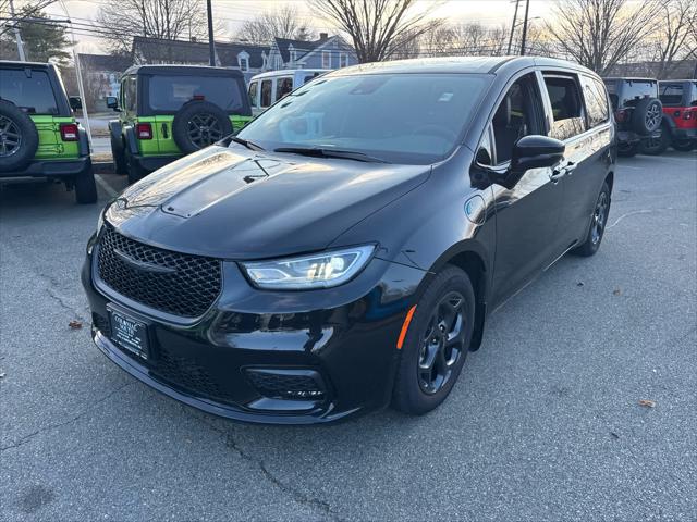 2023 Chrysler Pacifica Hybrid PACIFICA PLUG-IN HYBRID LIMITED