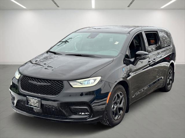 2023 Chrysler Pacifica Hybrid PACIFICA PLUG-IN HYBRID LIMITED