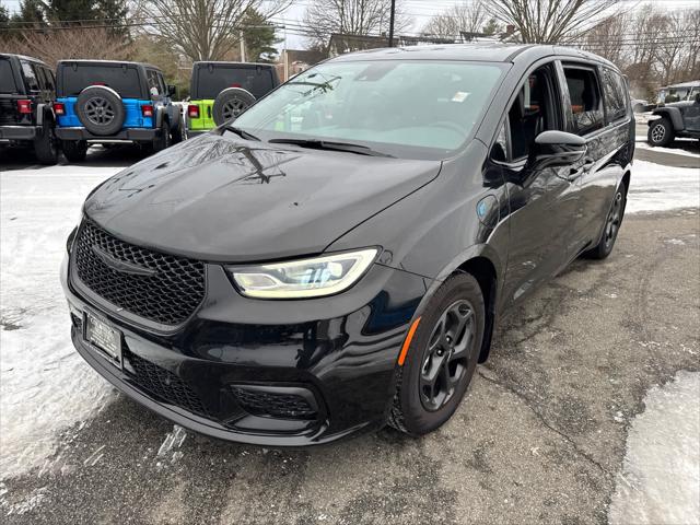 2023 Chrysler Pacifica Hybrid PACIFICA PLUG-IN HYBRID LIMITED