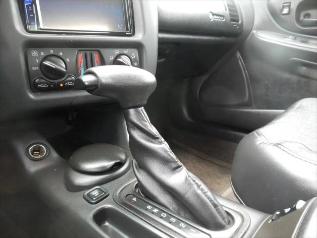 2002 Chevrolet Monte Carlo LS