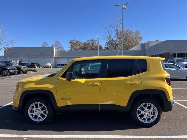 2023 Jeep Renegade RENEGADE LATITUDE 4X4