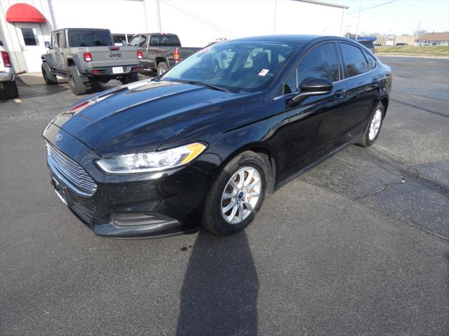 2016 Ford Fusion S