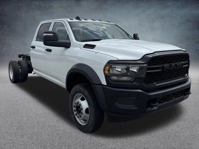 2024 RAM Ram 5500 Chassis Cab RAM 5500 TRADESMAN CHASSIS CREW CAB 4X4 60 CA