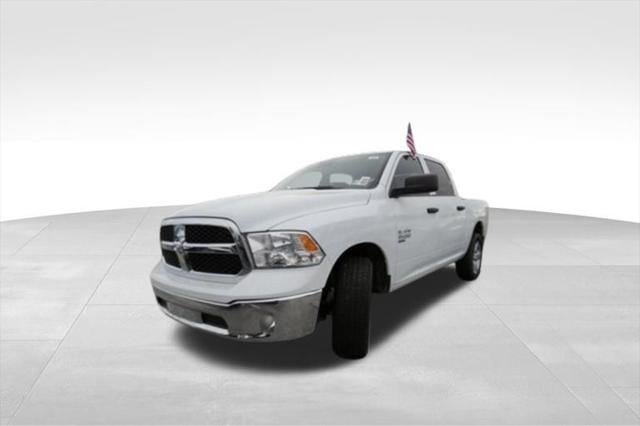 2023 RAM Ram 1500 Classic RAM 1500 CLASSIC TRADESMAN CREW CAB 4X4 57 BOX