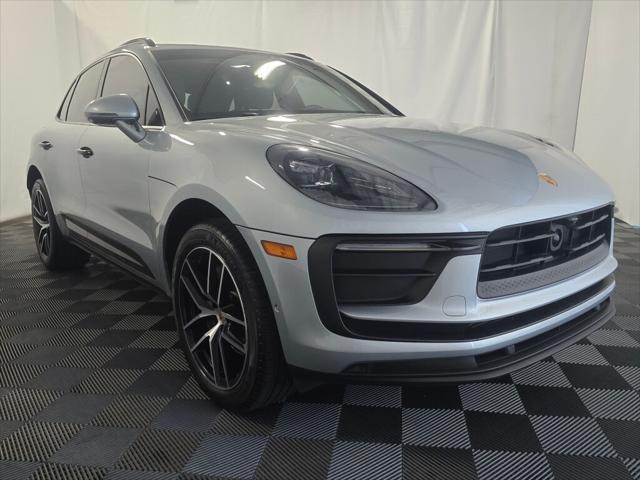 2023 Porsche Macan T