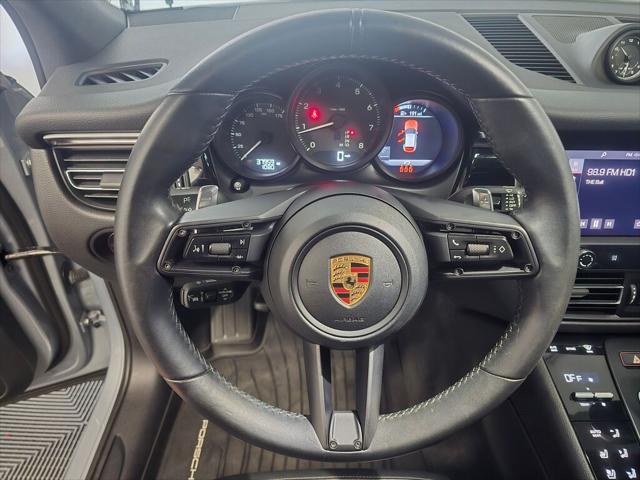 2023 Porsche Macan T